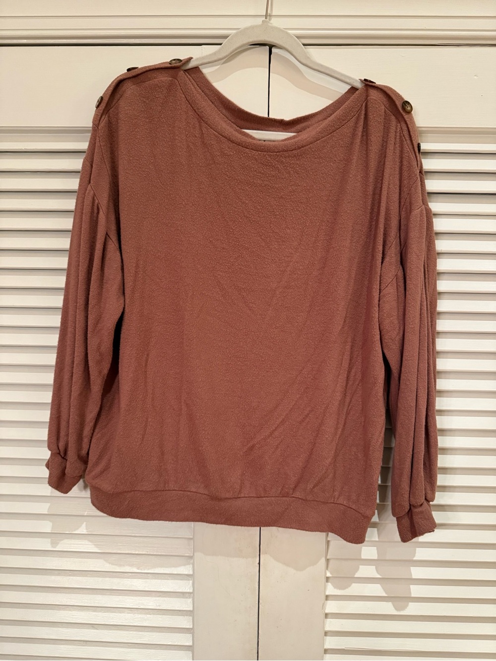 Gilli Ribbed Knit Pullover in Dusty Mauve